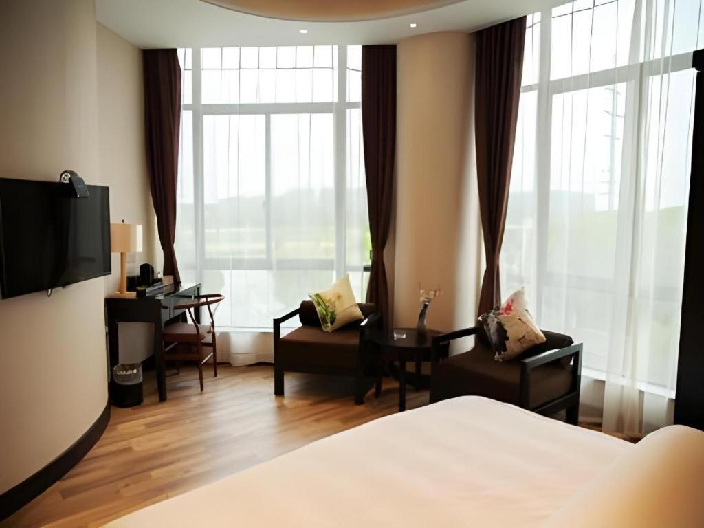 Jinjiang Metropolo Hotel - Liyang Tianmu Lake Changzhou  Luaran gambar